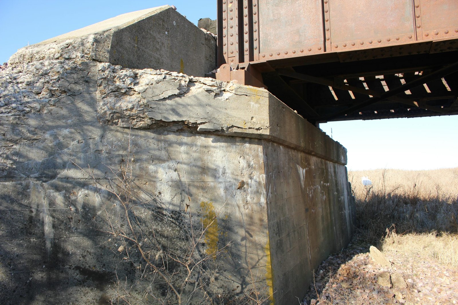 South abutment